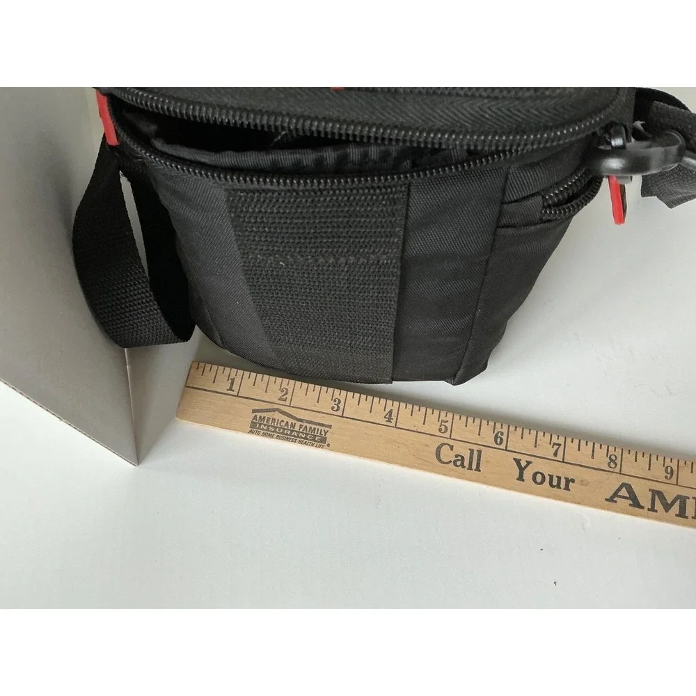 Nikon Coolpix‎ L840 Digital Camera 38x Zoom Black Case Logic Bag Bundle